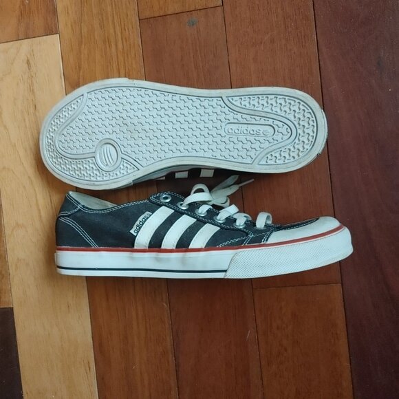 Shoes - Picture 2 of 2